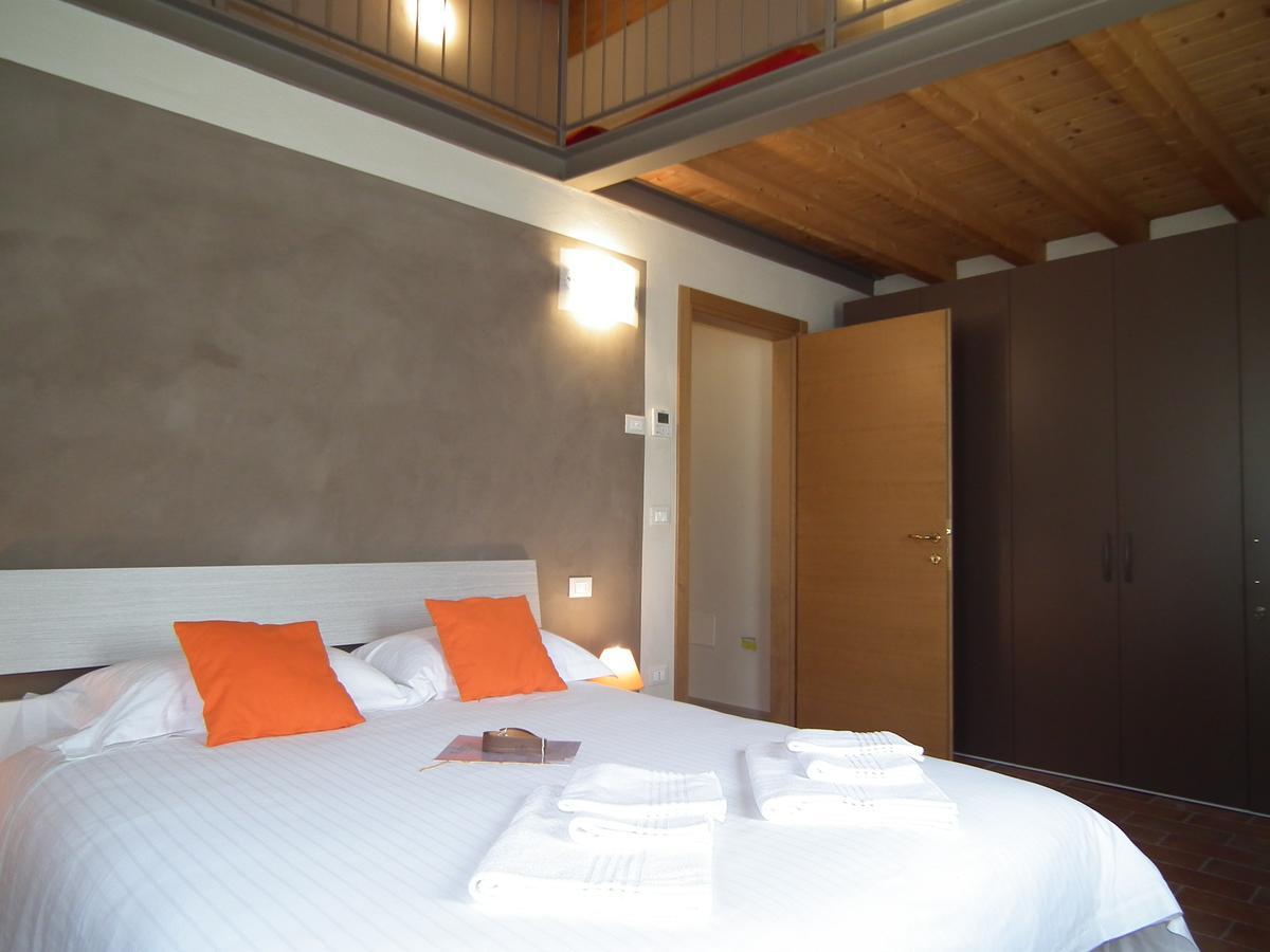 L'Isolo b&b e case vacanza Monzambano Esterno foto