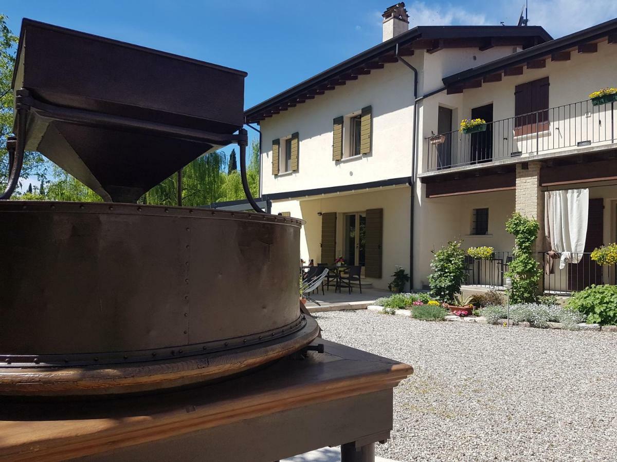 L'Isolo b&b e case vacanza Monzambano Esterno foto
