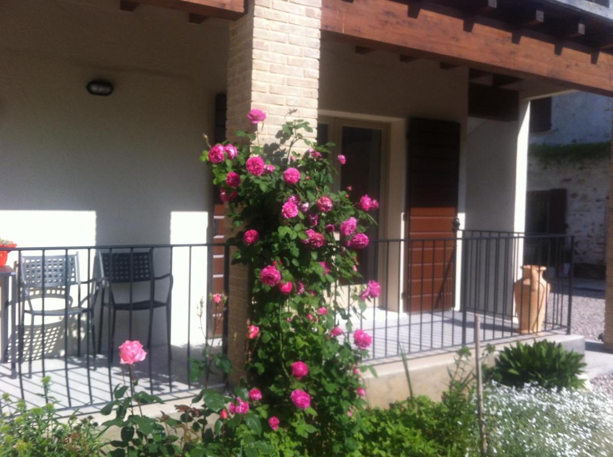 L'Isolo b&b e case vacanza Monzambano Esterno foto